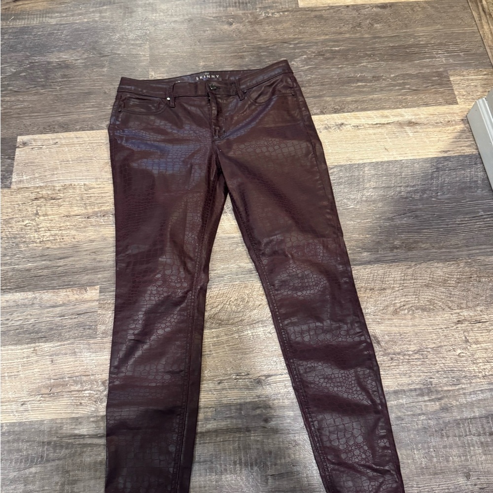 White House Black Market Burgundy Croc-Embossed Skinny Pants